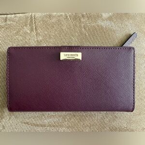 Kate Spade Large Slim Bifold Wallet